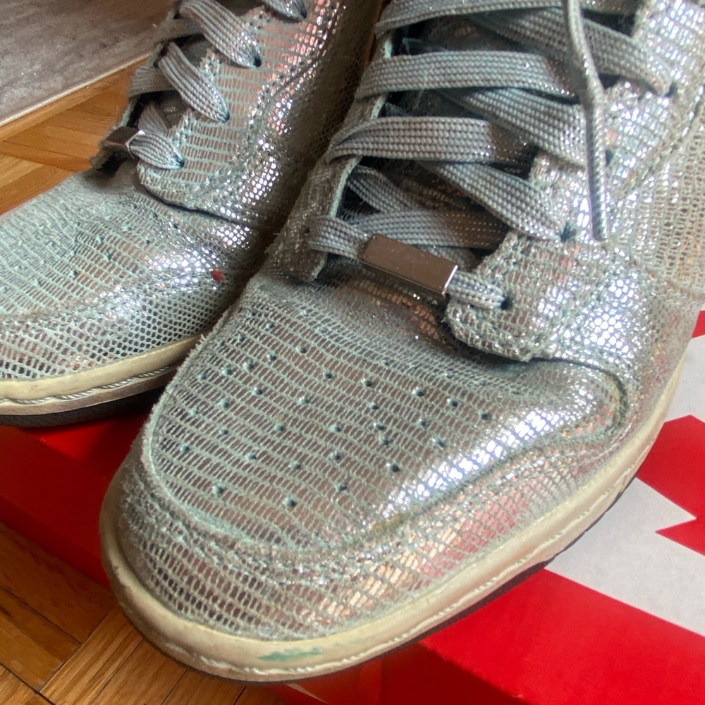 Nike Dunk HighTop - Picture 6 of 8